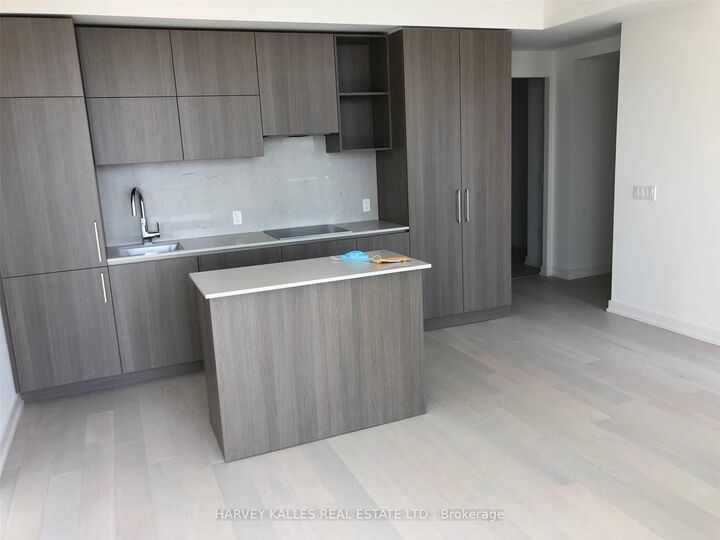 Photo de la propriété:  1 Yorkville Avenue 2805  ON M4W 1L1 