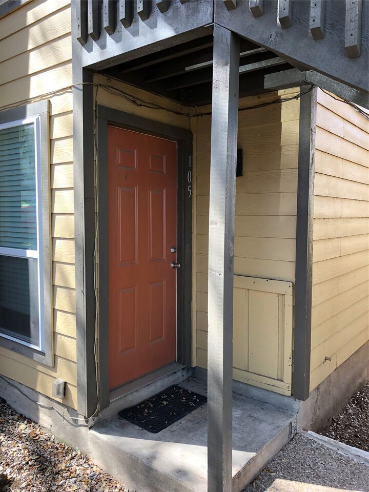 Property Photo:  1000 W 26th Street 105  TX 78705 