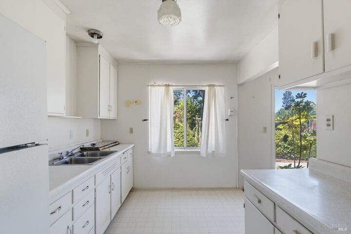 Property Photo:  212 Tedford Avenue  CA 95482 
