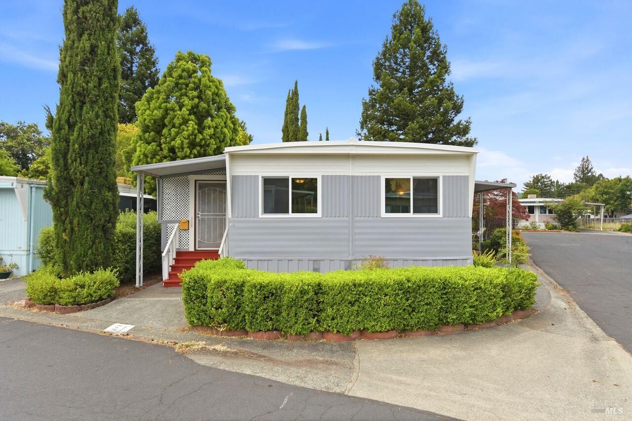 Property Photo:  51 Coronado Circle  CA 95409 
