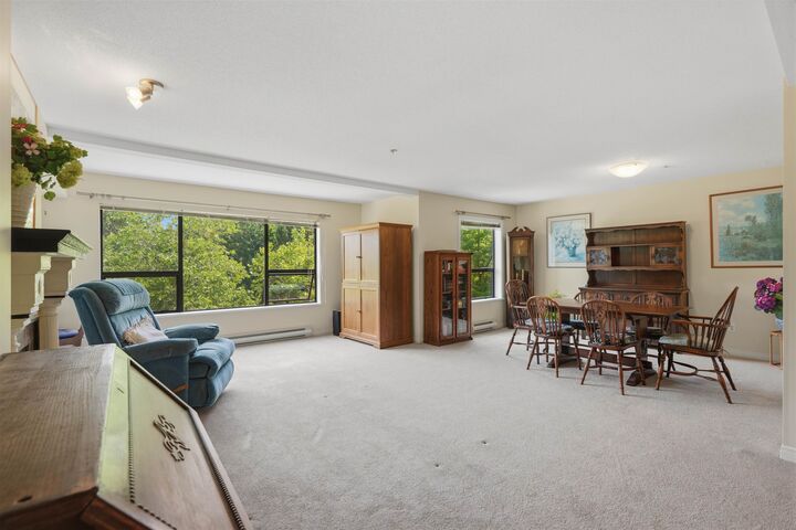 Property Photo:  5855 Cowrie Street 205  BC V7Z 0K1 