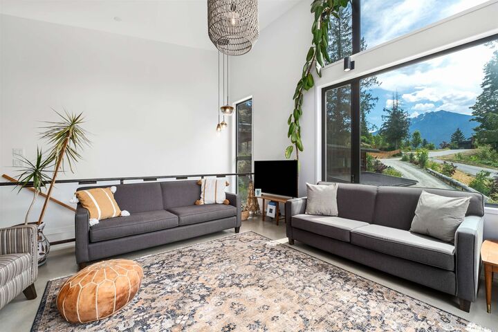 Property Photo: 1715 Wishbone Court BC V0N 2L3
