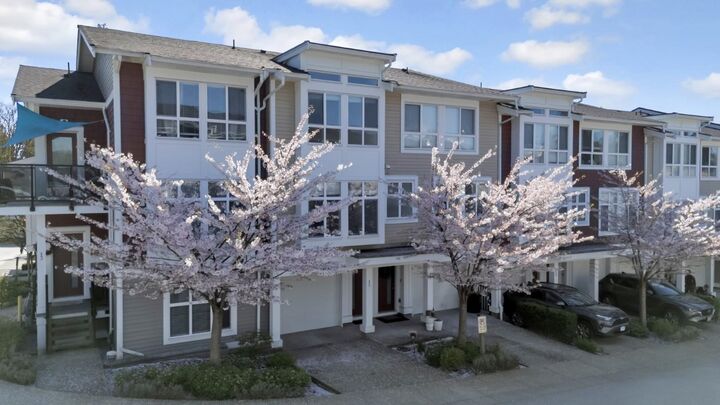 24108 104 Avenue 12 — photo 1
