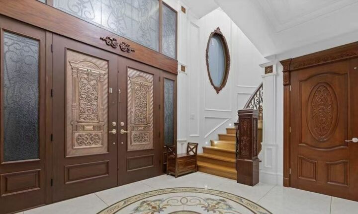 Property Photo:  1xxx Chartwell Drive Main And Above  BC V7S 2R4 