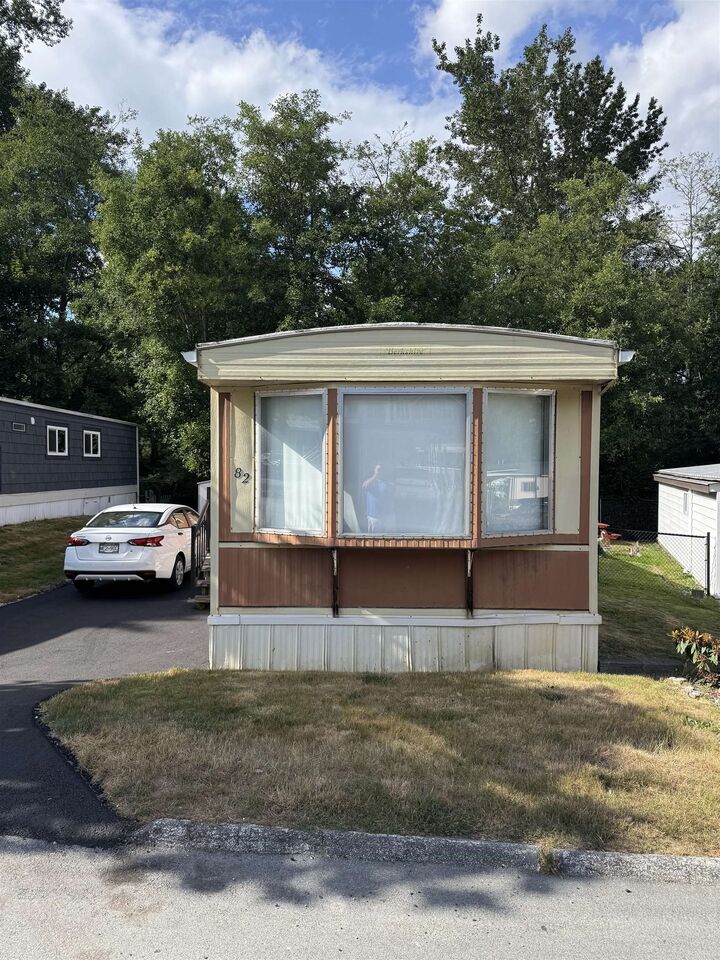 Property Photo: 8220 King George Boulevard 82 BC V3W 6E1