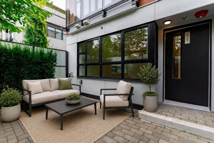 Property Photo: 520 W 28th Avenue 11 BC V5Z 2H1