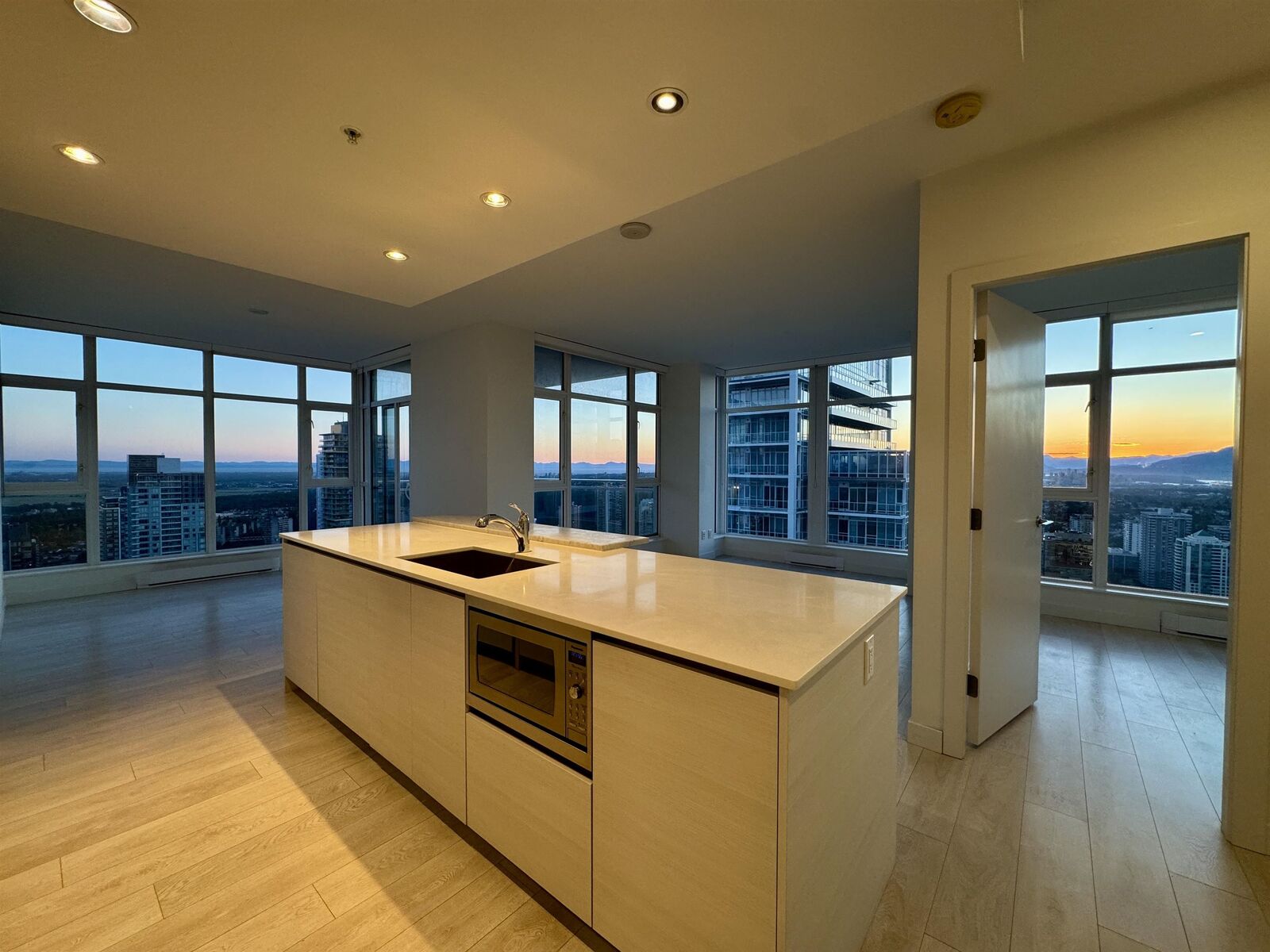 Property Photo: 4670 Assembly Way 4306 BC V5H 0H3