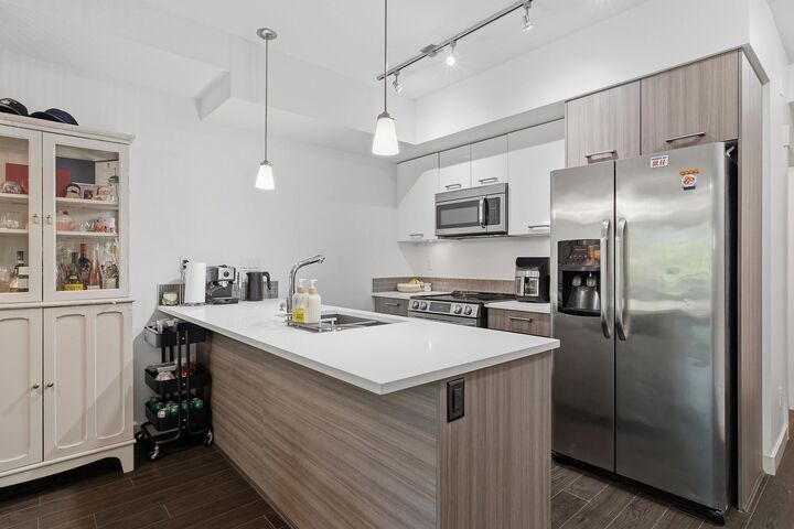 Property Photo: 2214 Kelly Avenue 206 BC V3C 0E5