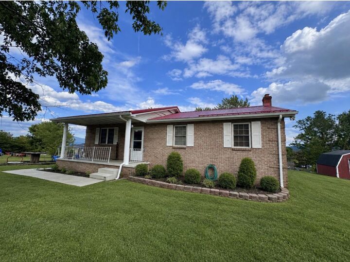 Property Photo: 98 Noreaster Drive WV 26855