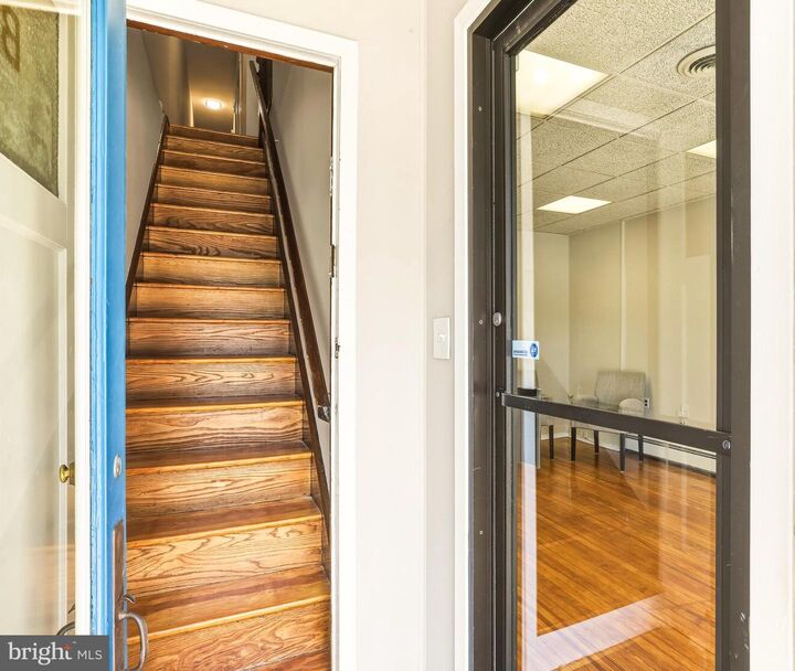 Property Photo:  47 E Kings Highway  NJ 08106 