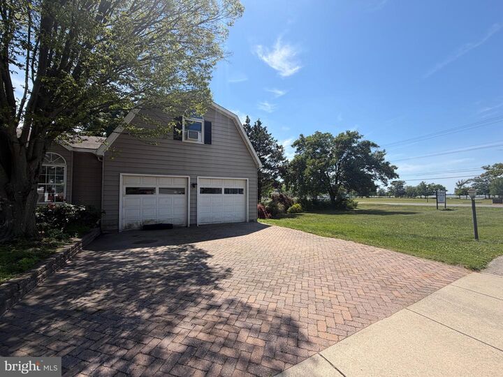 Property Photo:  7 Glenwood Place  NJ 08070 