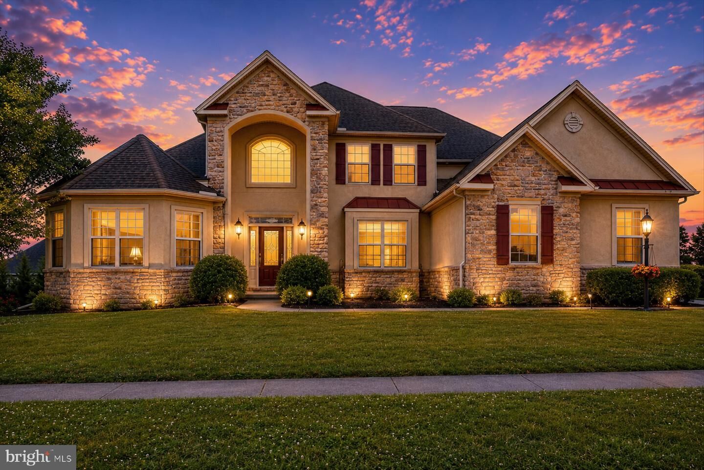 Property Photo:  745 Grandon Way  PA 17050 