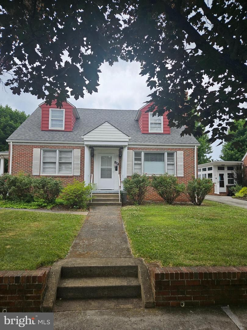 Property Photo:  419 Van Fossen Street  VA 22601 