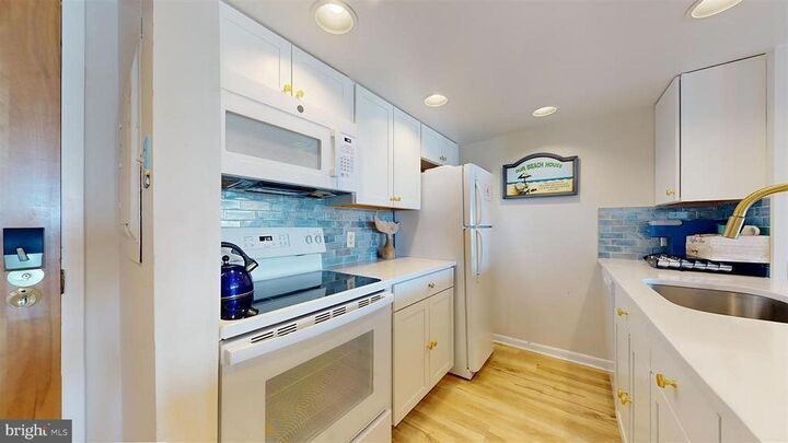 Property Photo:  4500 W Brigantine Avenue 2408  NJ 08203 