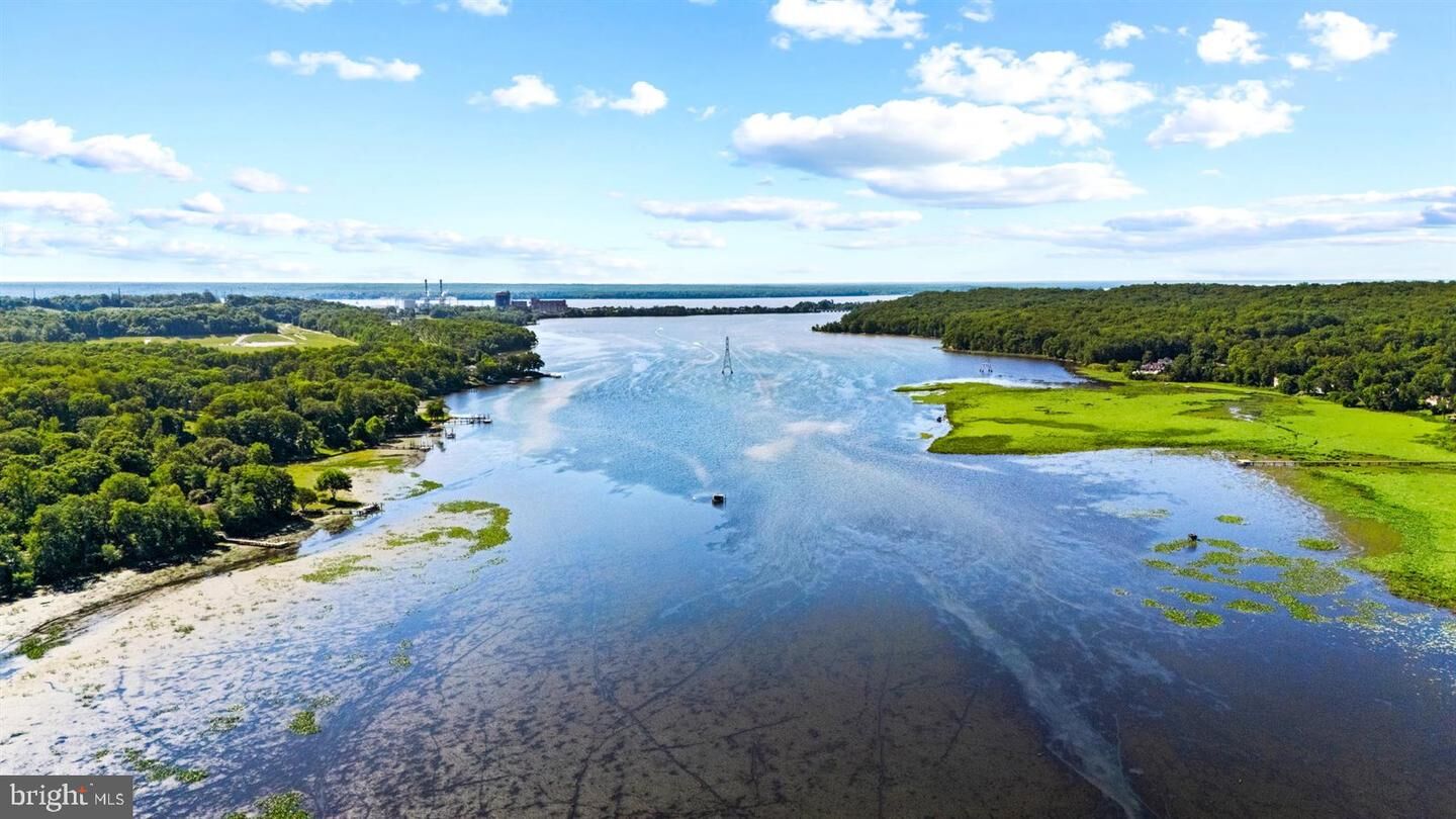 Property Photo: 18025 Possum Point Road VA 22026