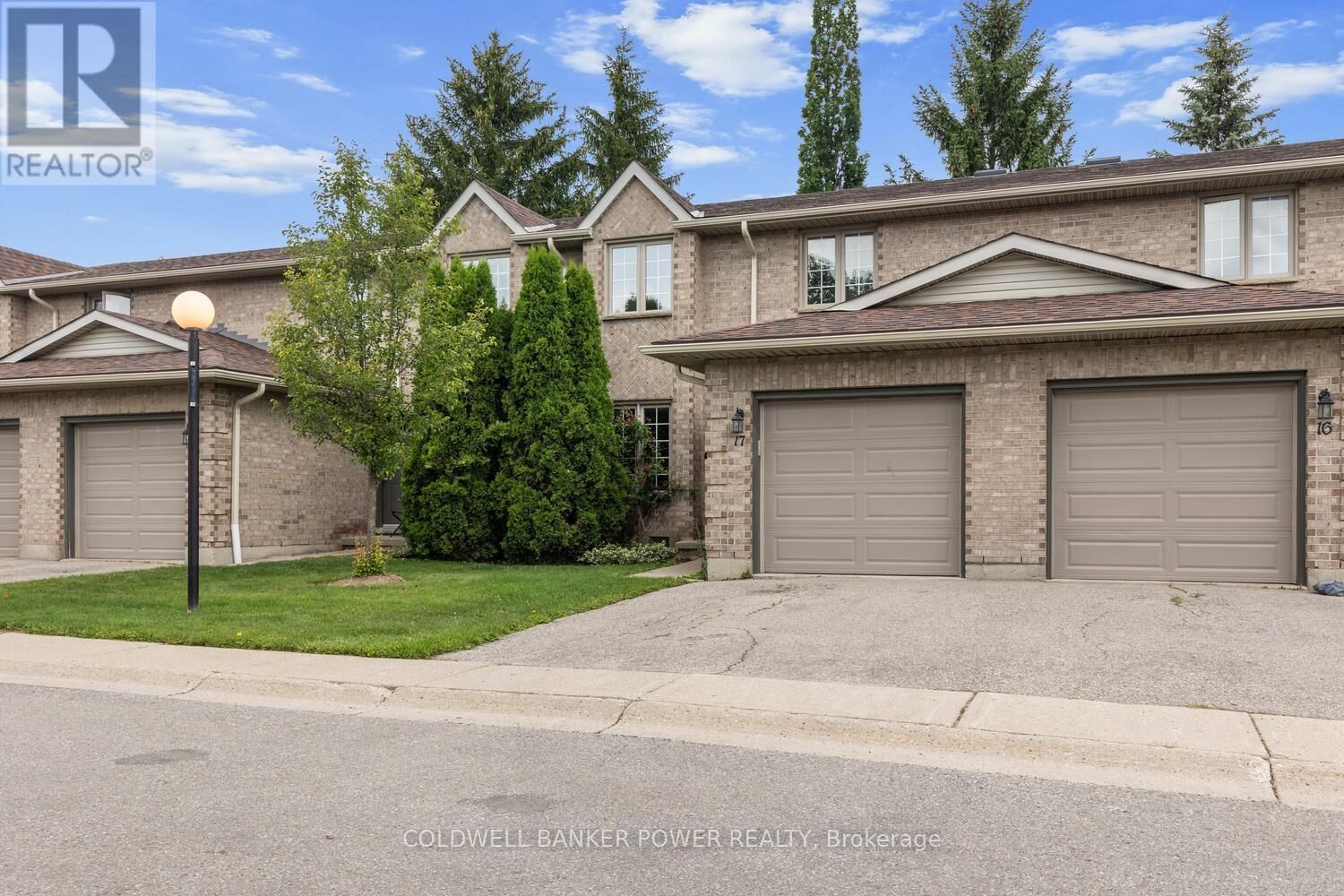 Property Photo:  340 Ambleside Drive 17  ON N6G 4Y5 
