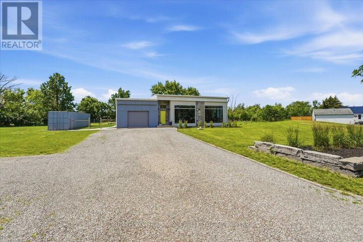 Property Photo:  817 Doans Ridge Road  ON L3B 5N7 
