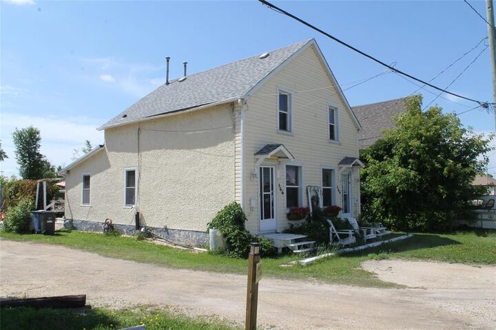 Property Photo:  564 Provencher Boulevard  MB R2J 3R1 