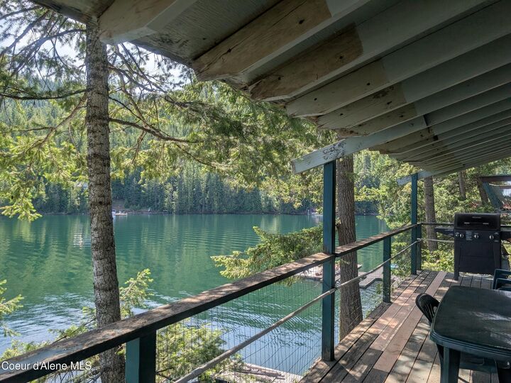Property Photo:  15902 S Spirit Lake Rd  ID 83869 