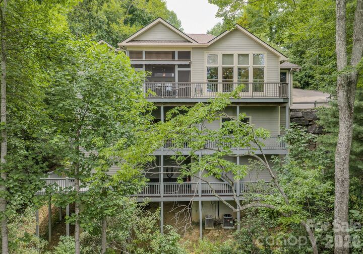 Property Photo:  329 Mountain Crest Drive  NC 28739 