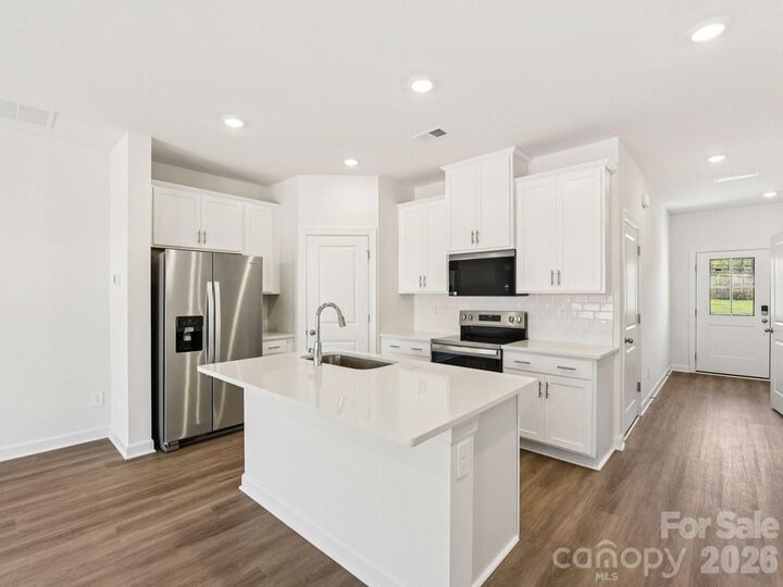 Property Photo:  1125 Rosetta Drive  NC 28144 
