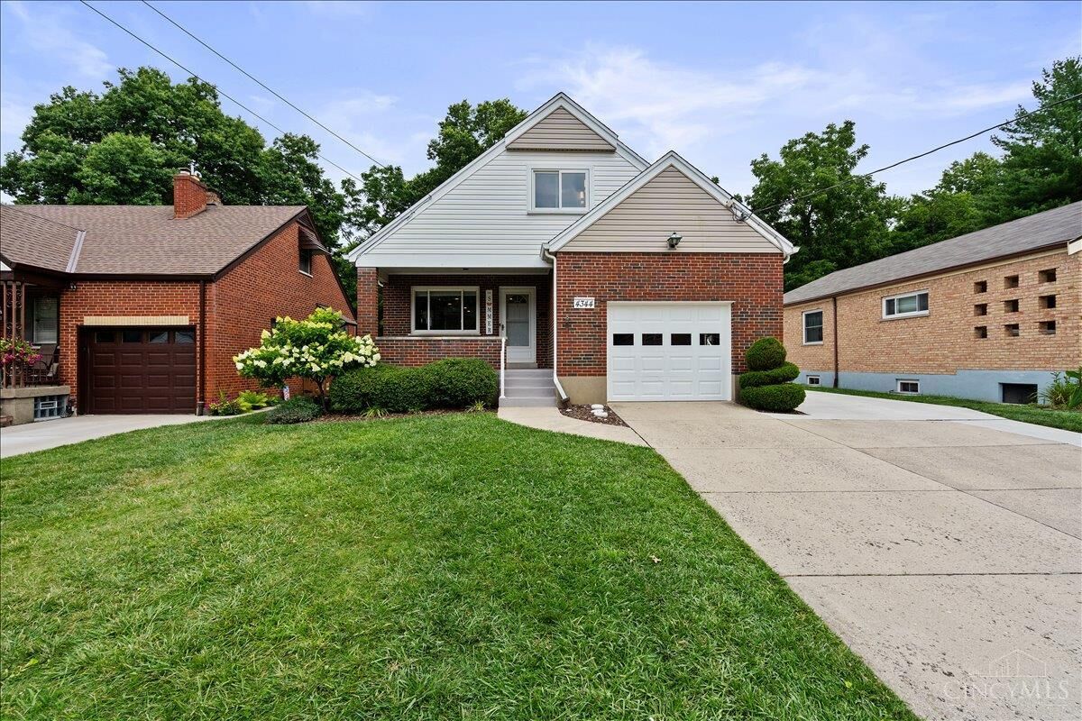 Property Photo:  4344 Homelawn Avenue  OH 45211 