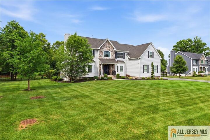 Property Photo:  284 Shelburne Place  NJ 08844 
