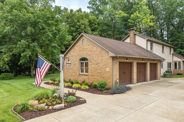 Property Photo:  7836 Glenwood NW Avenue  OH 43110 