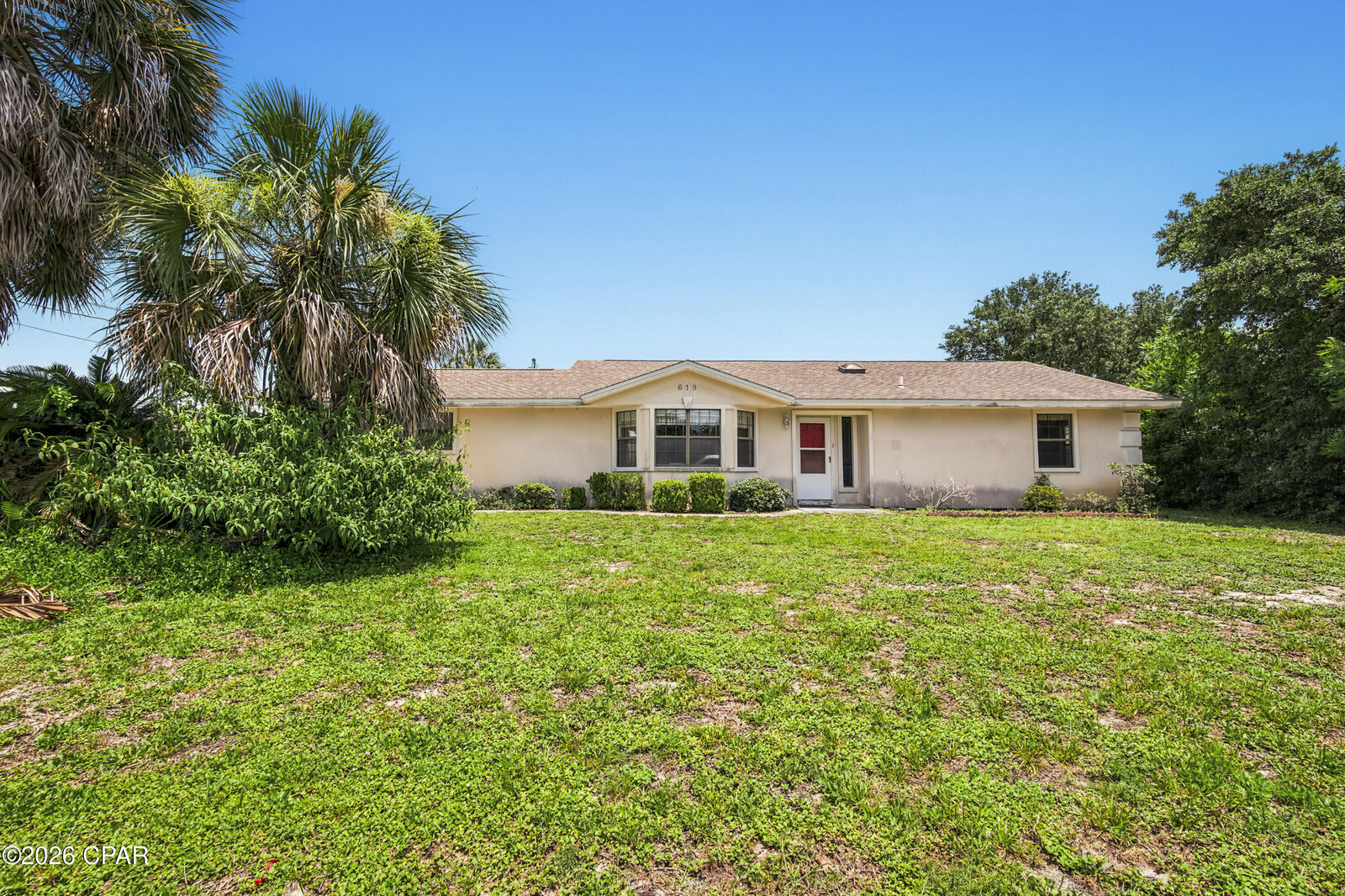 Property Photo: 619 16th Street FL 32413