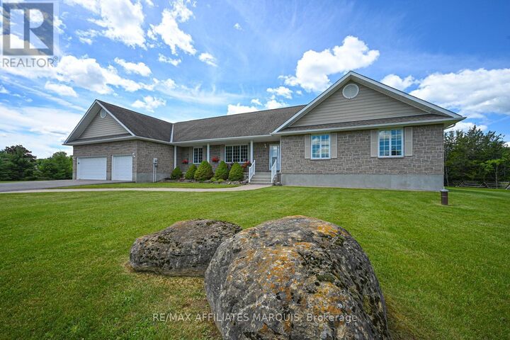 Property Photo: 83 Horace Drive ON K0G 1V0