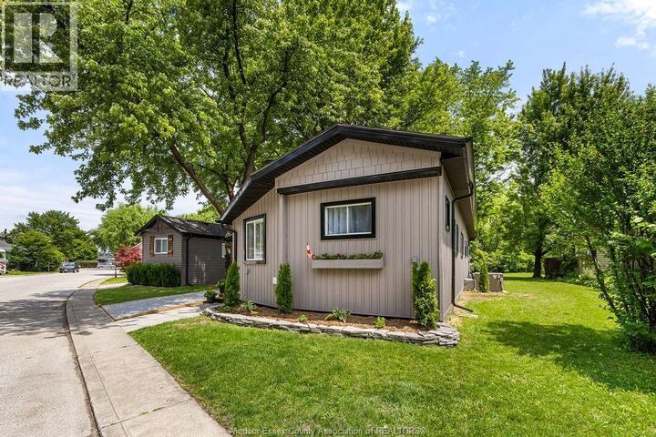 Property Photo:  162 Michael Drive  ON N8N 2V6 