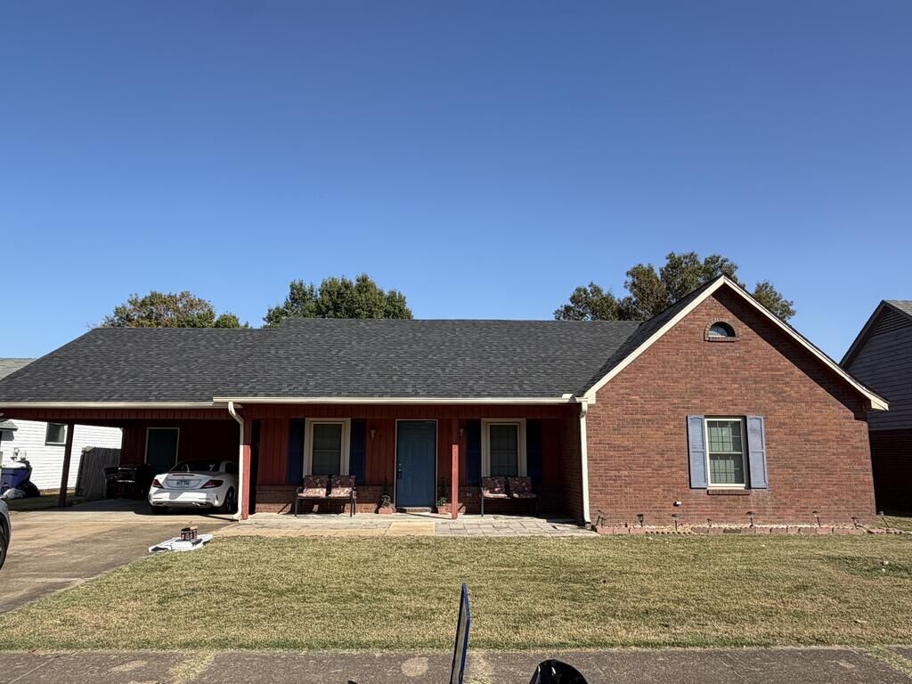 Property Photo: 211 Cabriolet Street AR 72364