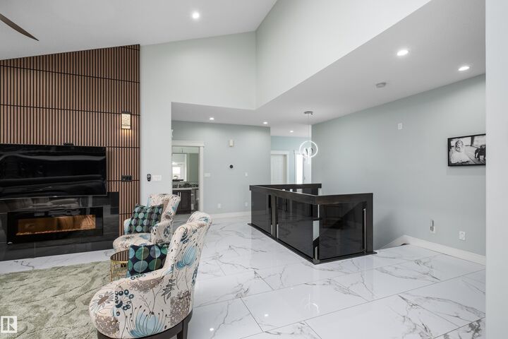 Photo de la propriété:  18 Lakevista Point(E)  AB T4X 0J2 