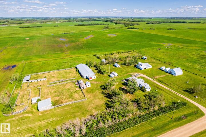 551027 Range Road 193 — photo 1