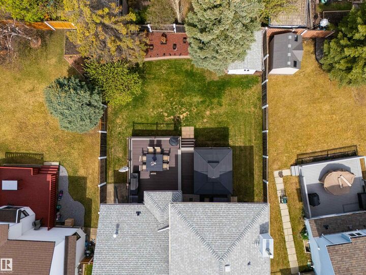 Property Photo:  11028 11 Avenue NW  AB T6J 6M9 