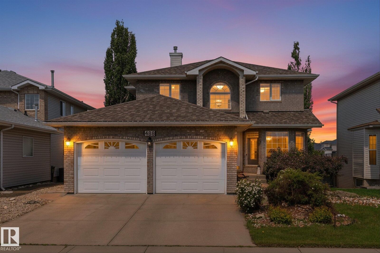 Property Photo:  488 Klarvatten Lake Wynd NW  AB T5Z 3G7 