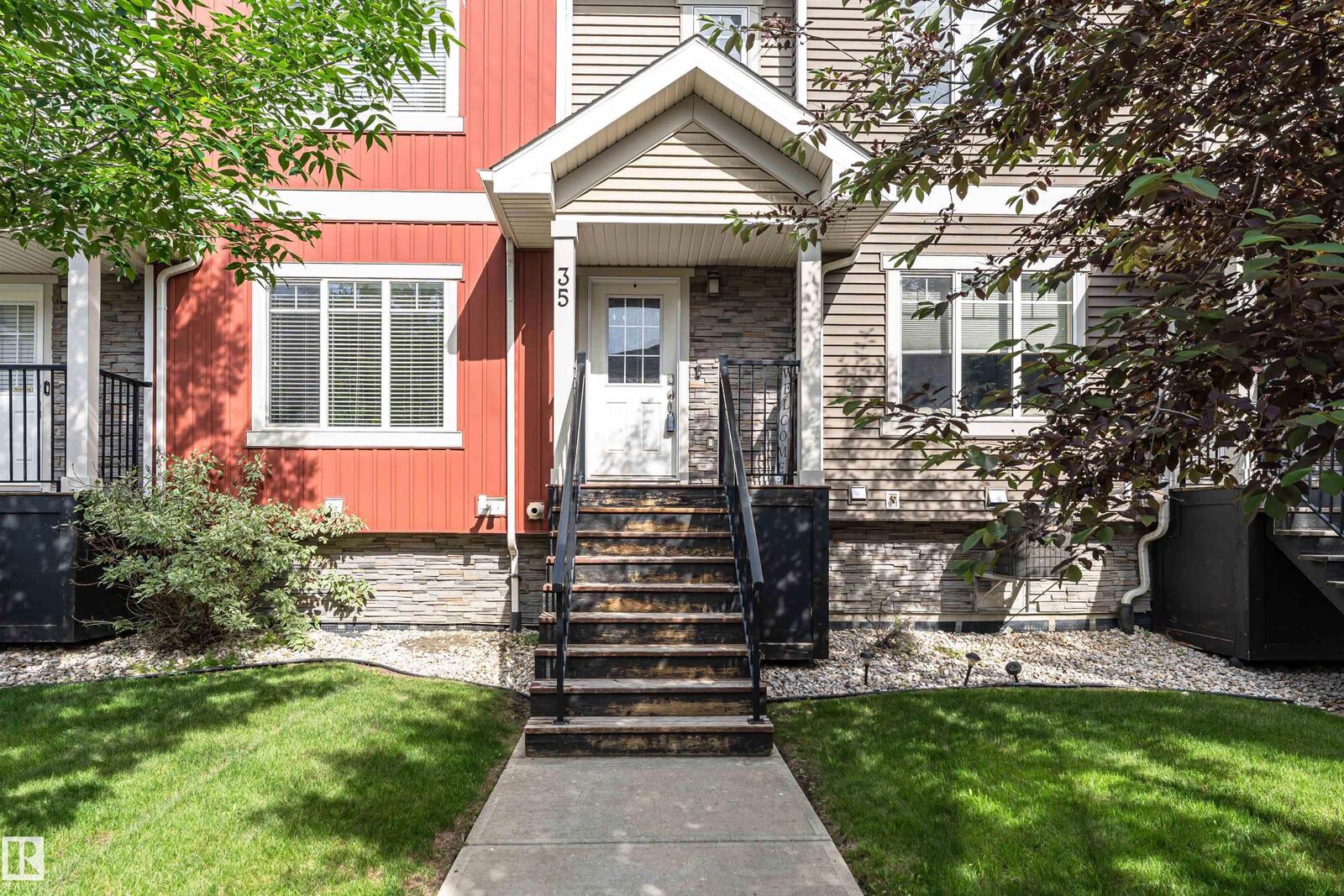 Property Photo:  675 Albany Way NW 35  AB T6V 0H1 