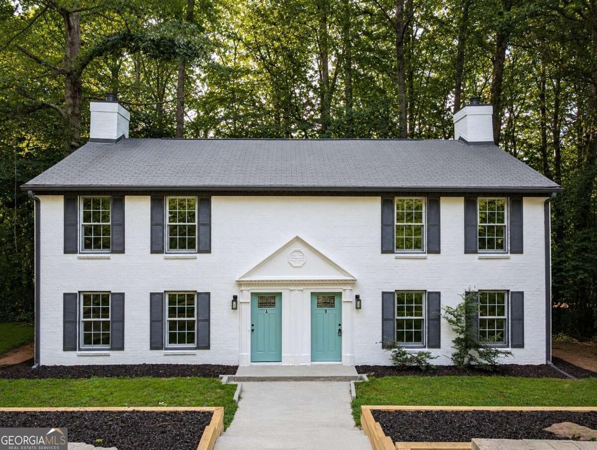 Property Photo:  5645 Estates Court  GA 30093 