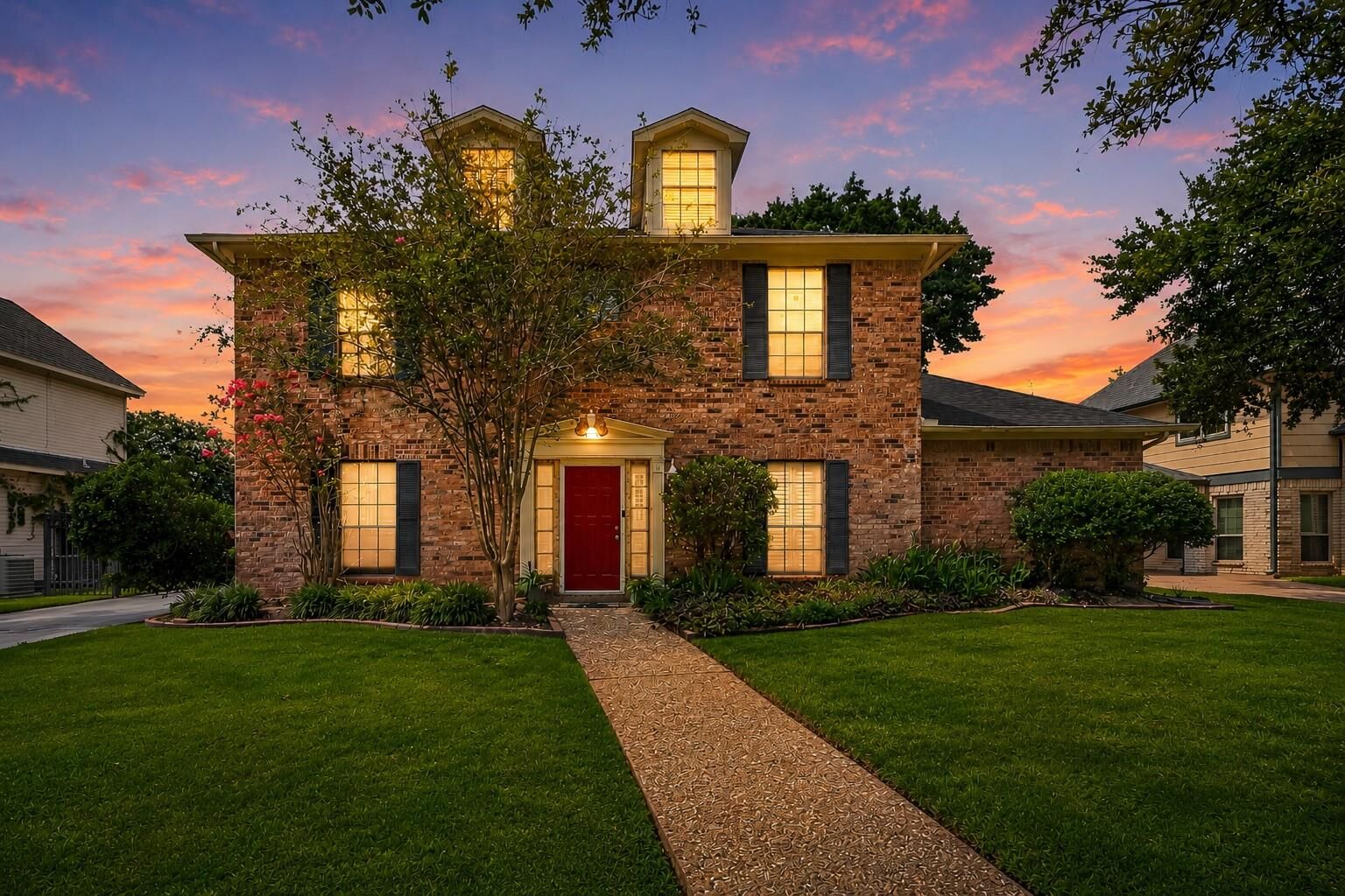 Property Photo: 18234 Oakhampton Drive TX 77084