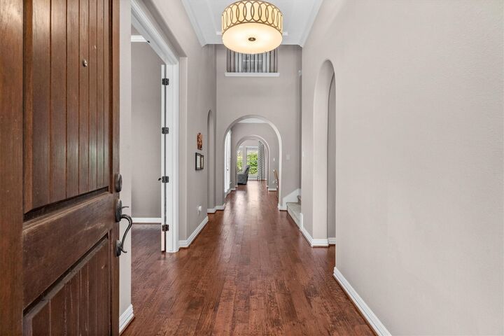 Property Photo:  130 E Cove View Trail  TX 77389 