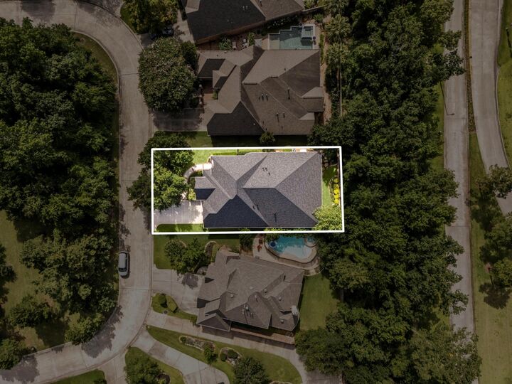 Property Photo:  195 Oarwood Place  TX 77389 