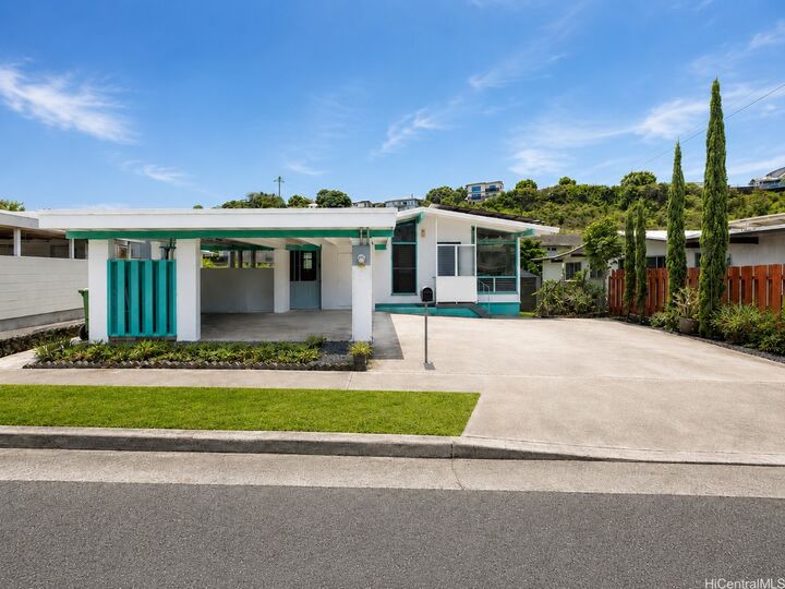 Property Photo: 1453 Onipaa Street HI 96819