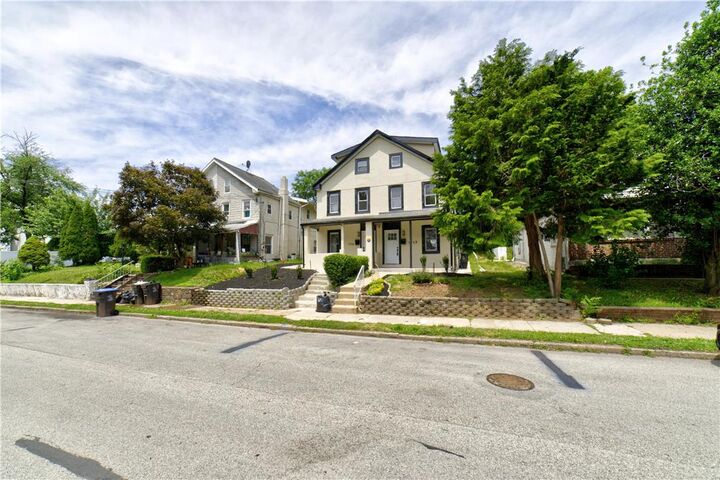 Property Photo:  1717 Willow Street  PA 19401 