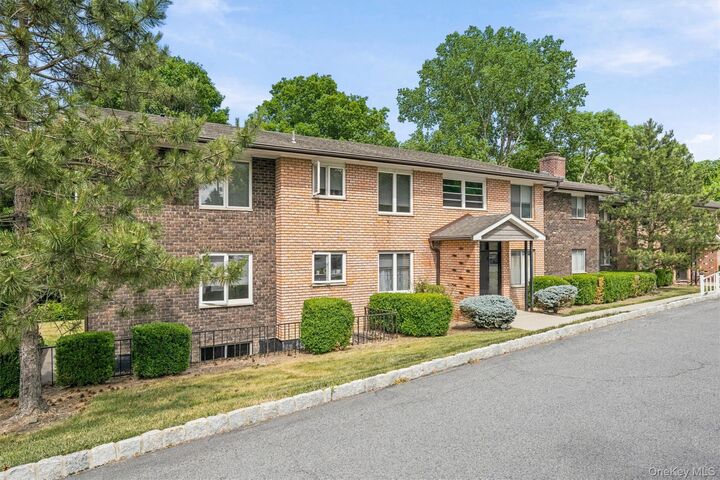 Property Photo: 9 Barnett Drive 102 NY 10950