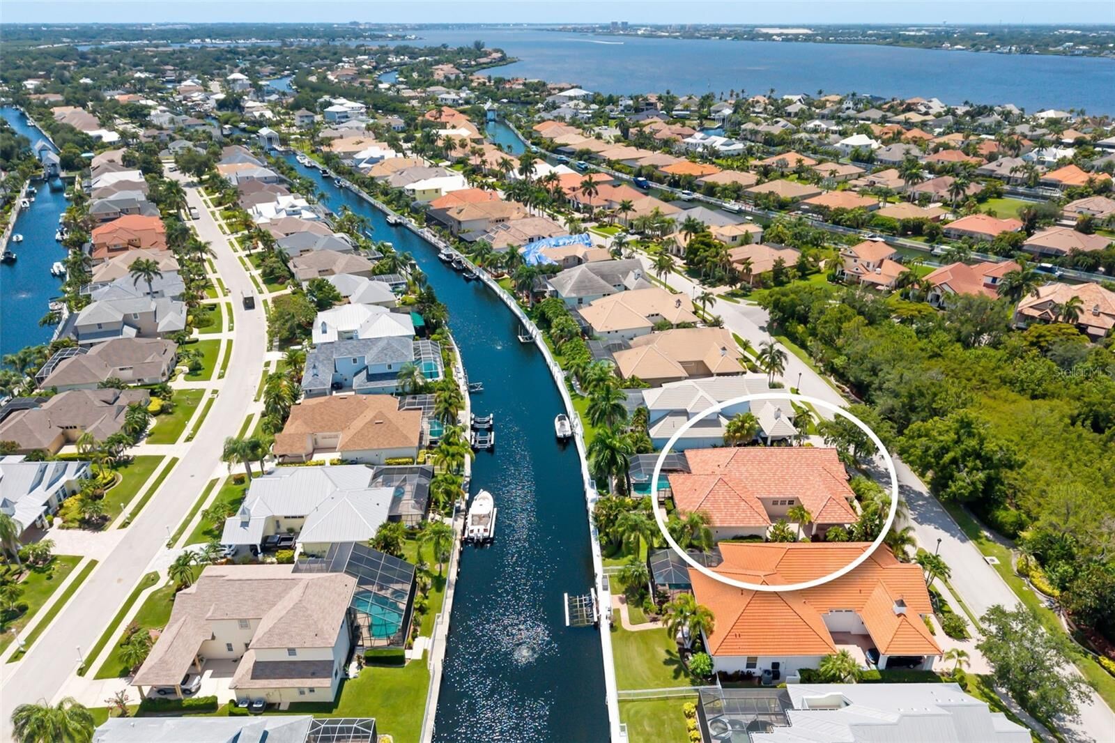 Property Photo:  4770 Mainsail Drive  FL 34208 