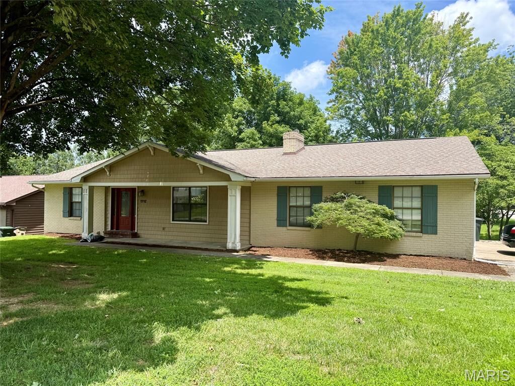 Property Photo: 1542 Saratoga Street MO 63701