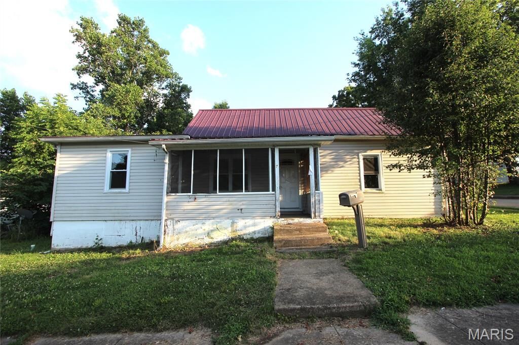 Property Photo:  37 Ash Street  MO 63628 