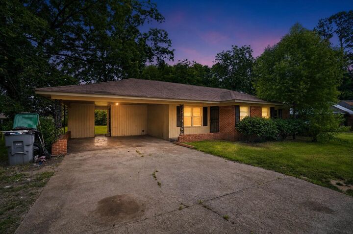 Property Photo:  4424 Mickey Dr  TN 38116 