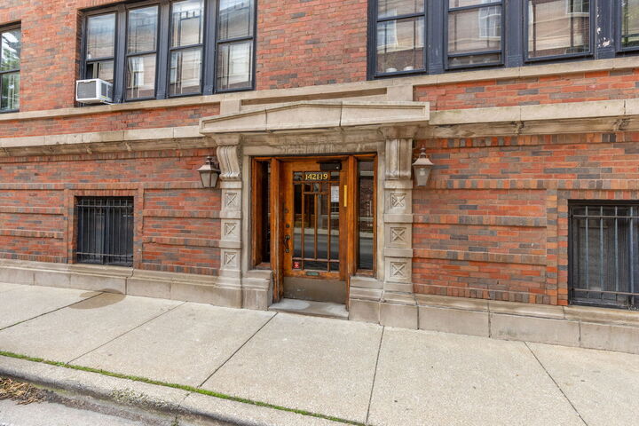 Property Photo:  1419 E 58th Street 3W  IL 60637 