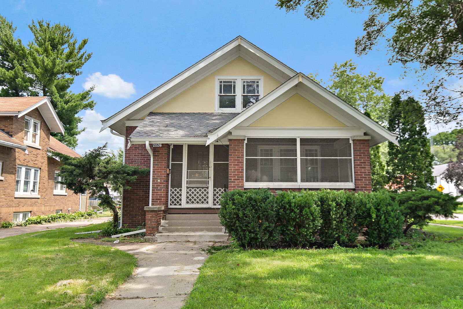 Property Photo:  2026 16th Avenue  IL 61104 